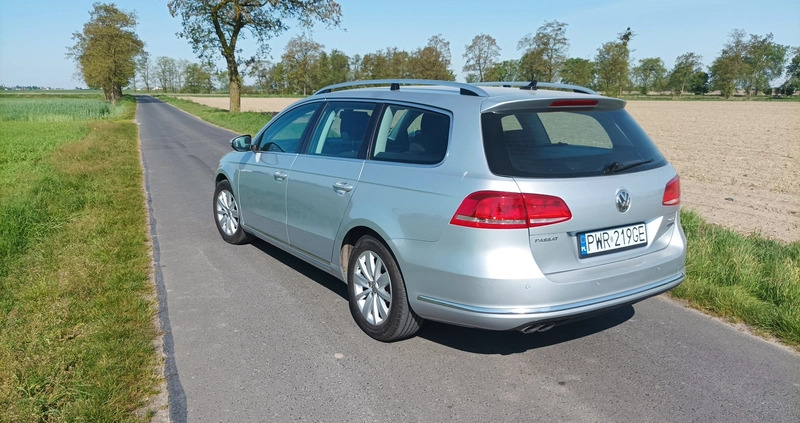 Volkswagen Passat cena 35900 przebieg: 194800, rok produkcji 2013 z Olkusz małe 277